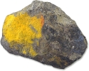 Hawleyite__orange_yellow_earthy_coating