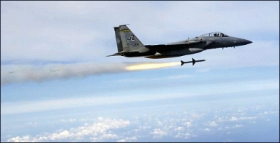 F-15C_Eagle_fires_sparrow